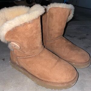 uggs bailey button boots
